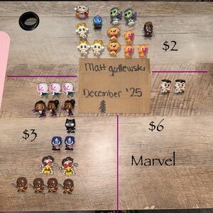 Marvel Green and Orange Action Figures Playset